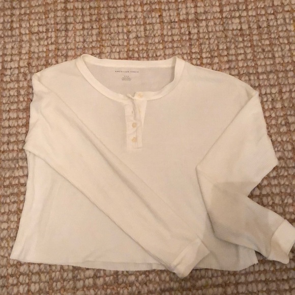 American Eagle White long sleeve - Picture 1 of 2